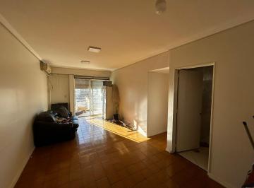 Departamento · 65m² · 3 Ambientes · Venta Departamento Flores 3 Ambientes Balcon