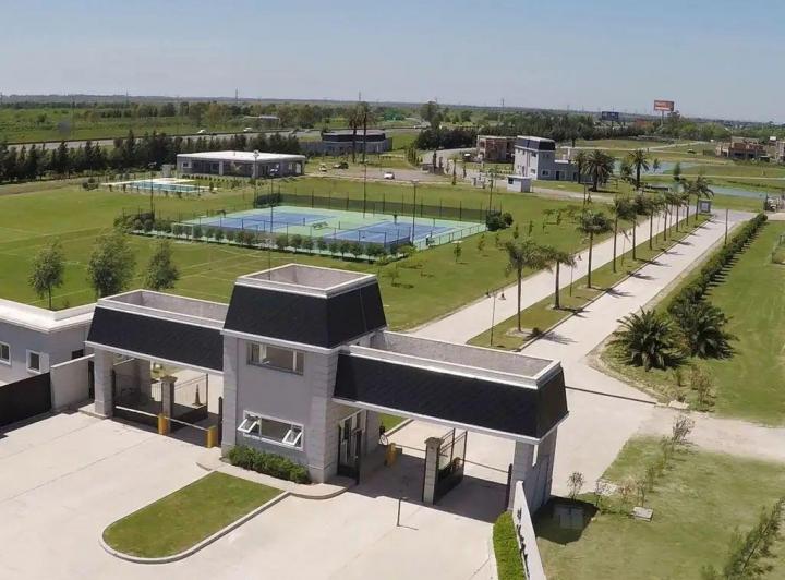 Terreno · 814m²