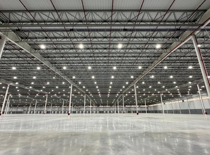 Depósito · 62000m²