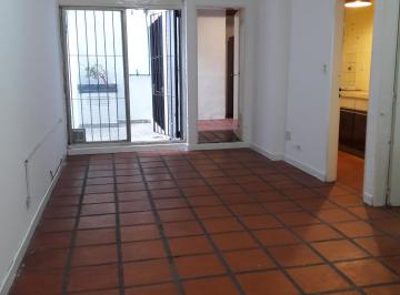 Living a patio y dormit. · Alquiler 2 Amb. C/patio - Garantía Sueldos - Recoleta - $650.000