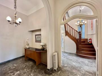 Oficina comercial · 280m² · 1 Cochera · Petit Hotel / Usos Multiples Sobre Lote Propio en Caba en Venta