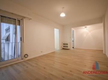 Departamento · 72m² · 3 Ambientes · Santa Fe 3900. Departamento de Tres Ambientes con Dependencia de Servicio.