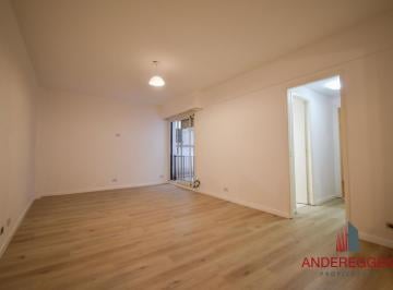 Departamento · 72m² · 3 Ambientes · Santa Fe 3900. Departamento de Tres Ambientes con Dependencia de Servicio.