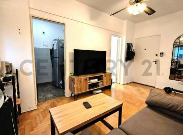 Departamento · 29m² · 2 Ambientes · Alquiler 2 Ambientes 5° Piso F/plaza Luminoso Colegiales