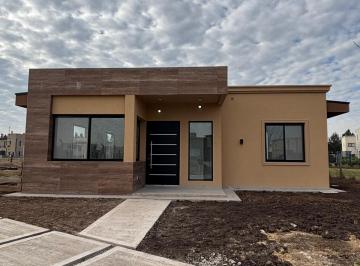 Casa de 6 ambientes, Ezeiza · Dueño Vende Casa Barrio San Felipe, Canning