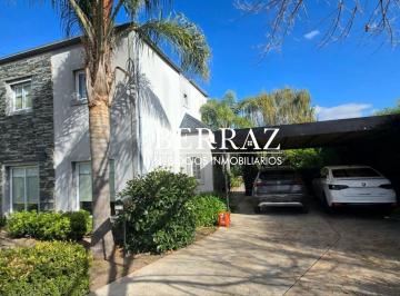 Casa · 220m² · 7 Ambientes · 2 Cocheras · Casa en Venta 4 Dorm. Barrio Los Jazmines Lote de 851 m² Pilar del Este