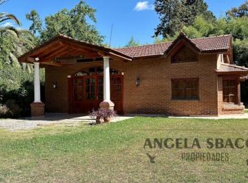 Casa · 120m² · 4 Ambientes · Excelente Casa en Parque Jularo.