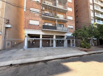 Departamento de 2 ambientes, Avellaneda · Magnifico Departamento 2 Amb con Cochera, en Excelente Estado y Ubicación, a m. de Av Yrigoyen