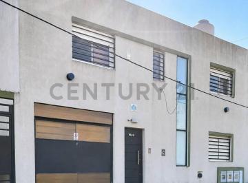 PH · 67m² · 4 Ambientes · 1 Cochera · PH Venta Los Hornos