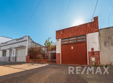 Casa · 170m² · 4 Ambientes · 1 Cochera · Casa 4 Amb en Mataderos Gran Parque y Quincho