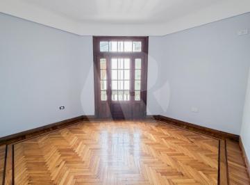 Oficina comercial · 51m² · 4 Ambientes · Departamento Refaccionado con 3 Ambientes Amplios y Recepción! Todo Luz!