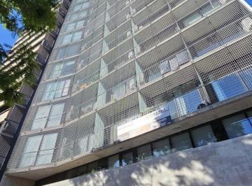 Local comercial · 95m² · 1 Ambiente · Local de 95 m² a La Calle con Entrega Inmediata en San Telmo
