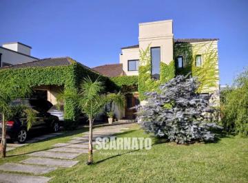 Casa · 800m² · 4 Ambientes · Casa en Presidente Peron