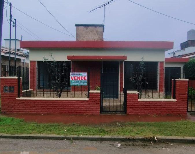Casa · 144m² · 5 Ambientes · 1 Cochera