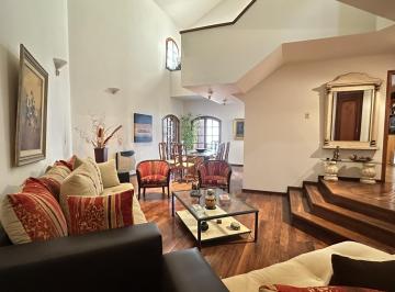 Casa · 375m² · 3 Dormitorios · Zona Sur - a Pasos del Jockey - 3 Dorm - Ideal Familia