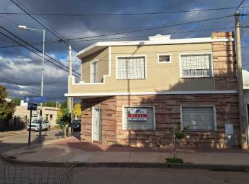 Casa de 10 ambientes, Córdoba · Casa + Departamento + Local Comercial — Todo Remodelado