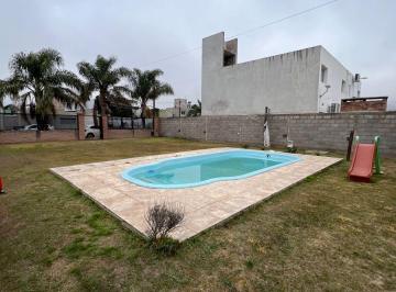 Casa de 4 ambientes, Córdoba · Hermosa Casa 2 Dorm con Pileta en B Villa Retiro