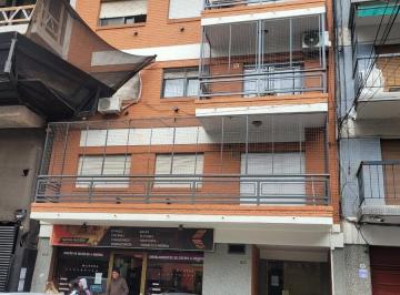 Departamento · 57m² · 3 Ambientes · Semipiso de 3 Ambientes con Balcón Al Contrafrente con Vista Abierta! - Rio de Janeiro 600