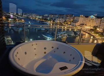 Departamento · 72m² · 1 Ambiente · 1 Cochera · Hermoso Loft con Vista a La Bahía