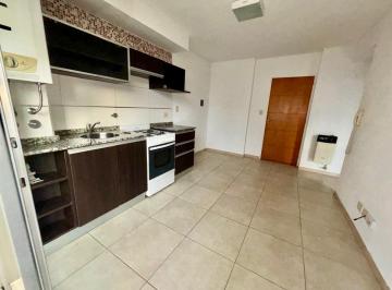 Departamento · 41m² · 3 Ambientes · Departamento de 1 Dorm en Alquiler Zona Lourdes