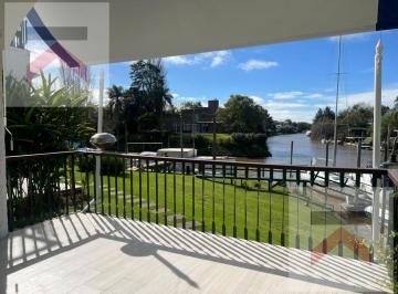 Departamento · 70m² · 3 Ambientes · 1 Cochera · Venta Dormi a Estrenar con 2 Dorm., Dos Baños. con Amarra y Cochera