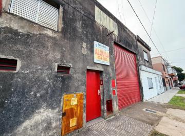 Bodega-Galpón · 243m² · 4 Ambientes · 4 Cocheras · Benito Juarez 2644 - Galpon en Alquiler - Alvear, Rosario