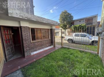 Casa · 134m² · 4 Ambientes · Venta Casa de 4 Ambientes con Cochera en Wilde