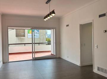 Departamento · 92m² · 4 Ambientes · 1 Cochera · Venta de Departamento de 4 Ambientes - Cochera - a La Calle - San Luis 1700 - Centro - Mar del Plata