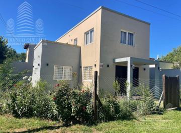 Casa · 80m² · 5 Ambientes · 2 Cocheras · Casa en Venta de 3 Dorm. C/ Cochera en San Bernardo
