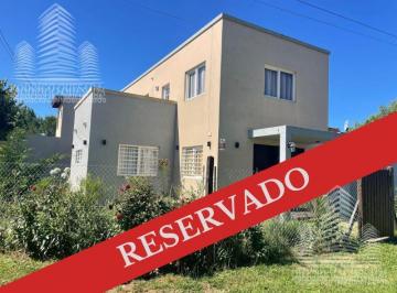 Casa · 80m² · 5 Ambientes · 2 Cocheras · Casa en Venta de 3 Dorm. C/ Cochera en San Bernardo