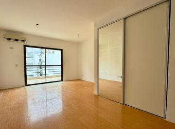 Departamento · 32m² · 1 Ambiente · Amplio Monoambinte con Balcon Aterrazado - C. de La Paz 3500