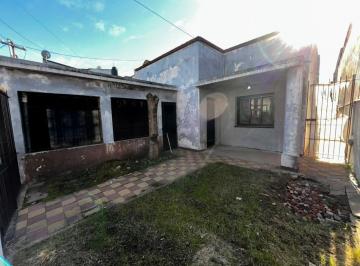 Casa · 320m² · 4 Ambientes · Venta 2 Casas Lote de 320 m Inversión en Villa Libertad 800 Mtrs Estación de Villa Bosch.