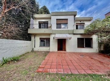 Casa · 193m² · 6 Ambientes · 2 Cocheras · Venta de Casa 6 Ambientes en Bella Vista - Apta Crédito