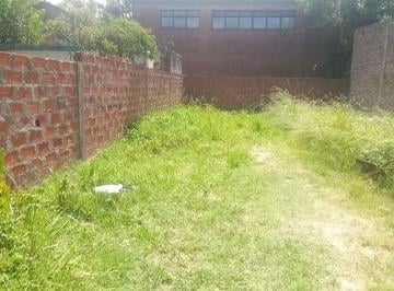Departamento de 3 ambientes, Lanús · Departamento de 67 m² con 2 Entrepisos en Alquiler en Valentín Alsina