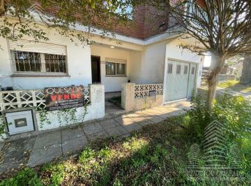 PH · 68m² · 4 Ambientes · 1 Cochera · Casa Tipo Ph - C/cochera - P. B