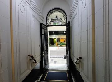 Departamento · 92m² · 6 Ambientes · Departamento en Retiro en Oportunidad!