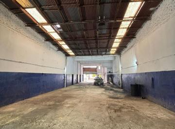 Bodega-Galpón · 240m² · Local en Berisso
