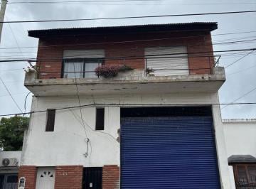 Bodega-Galpón · 240m² · Local en Berisso