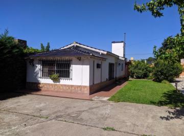 Casa · 60m² · 3 Ambientes · 2 Cocheras · Venta Casa 3 Ambientes en San Miguel