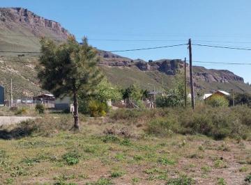Terreno · 200m² · Euipo Re/max Vende Terreno en Barrio Coirones.