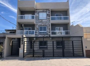 Departamento de 2 ambientes, La Matanza · Departamento de 2 Ambientes Ubicado en Segundo Piso Sobre Av Villegas Al 1000, con Balcón Al Frente