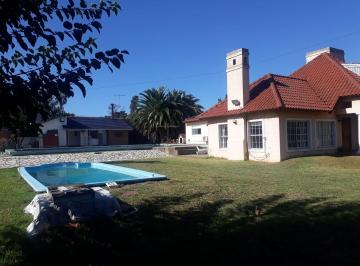 Casa · 250m² · 5 Ambientes · 1 Cochera · Venta Casa 5 Ambientes en San Miguel