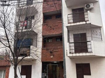 Departamento de 2 ambientes, Córdoba · Alquilo Monoambiente en Montevideo 772