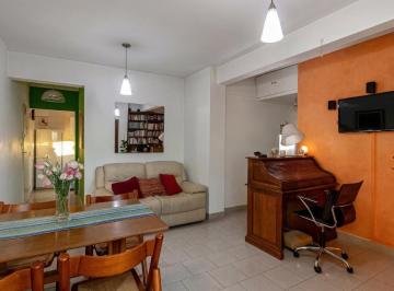 Departamento · 45m² · 2 Ambientes · Venta Departamento 2 - 3 Ambientes 2 Balcones Piso Alto en Caballito
