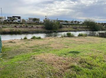Terreno · 810m² · Lote en Barrio Marinas, Puertos del Lago