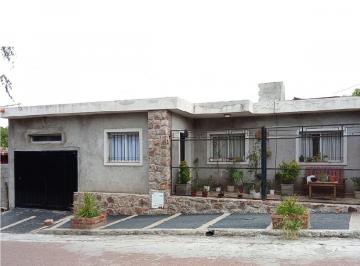 Casa de 6 ambientes, La Cumbre · Alquiler Permanente en La Cumbre
