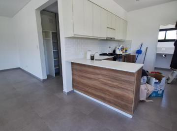 Casa · 140m² · 4 Ambientes · 2 Cocheras · Nev. Casa Santa Sofía Cul de Sac 3 Dorm 1 Planta