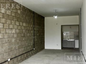 Local comercial · 45m² · 1 Ambiente · Local en Venta en Juan Palliere y Caamaño, Pilar