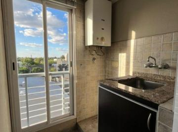 Departamento de 2 ambientes, Morón · Venta - Excelente Departamento de 2 Ambientes en Moron Centro, Al Frente con Balcon