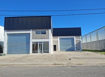 Bodega-Galpón · 926m² · Galpon en Alquler en Parque Industrial del Oeste - Polo 24